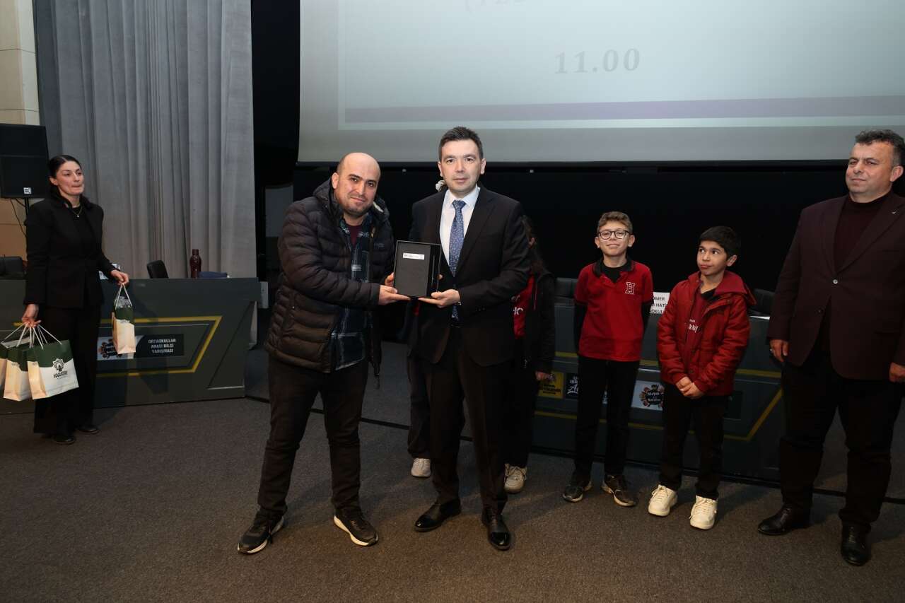 Karatay’da öğrenciler yarıştı, damgayı 3 imam hatip ortaokulu vurdu 8